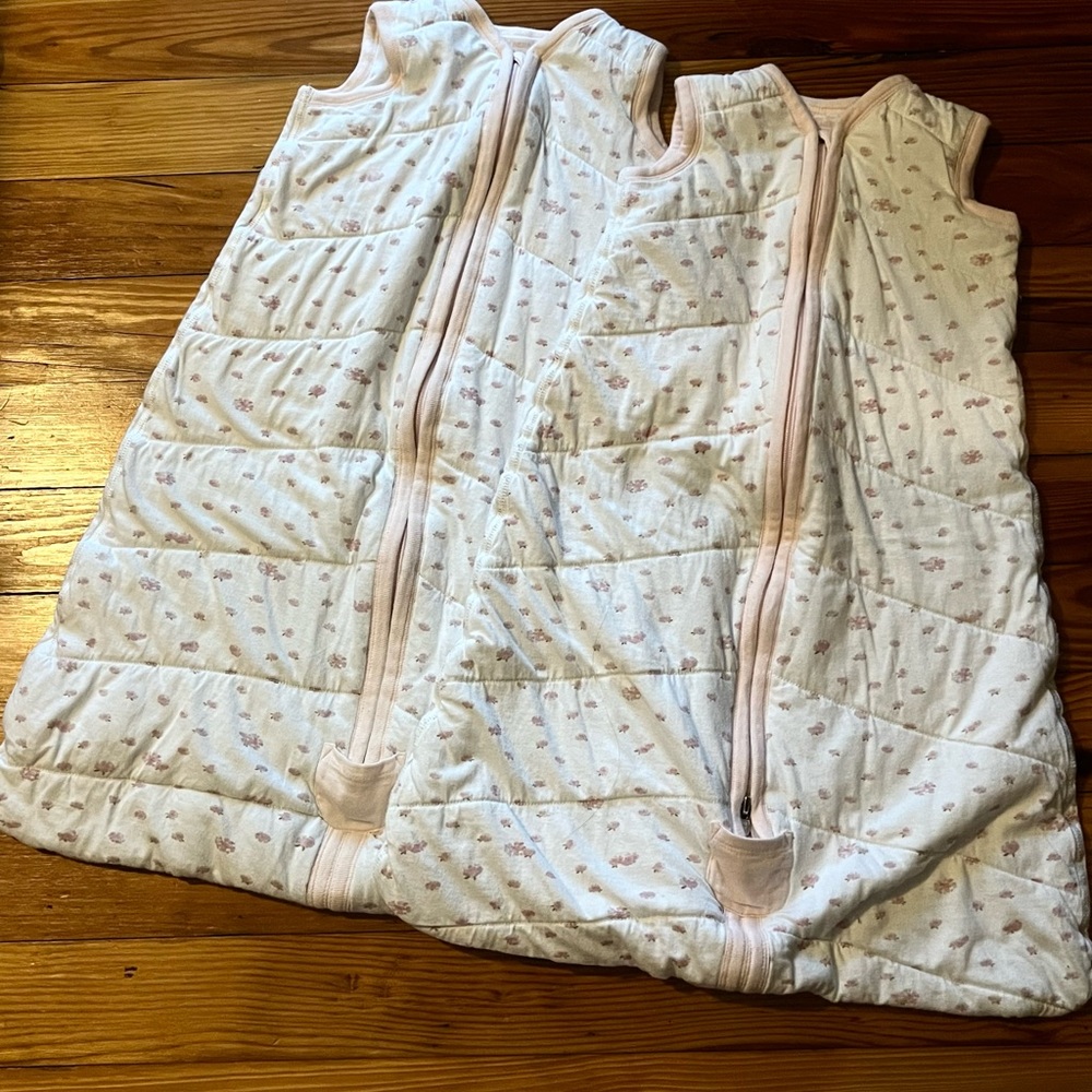 2 Burt’s Bees Medium Sleep Sacks